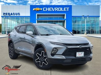 Used 2023 Chevrolet Blazer RS image 1