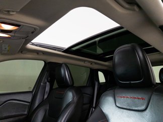 Used 2015 Jeep Cherokee Trailhawk w/ Comfort/Convenience Group image 1