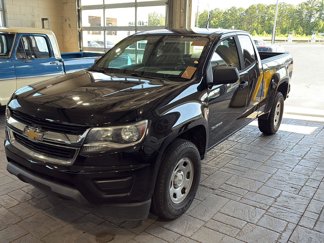 Used 2018 Chevrolet Colorado W/T image 1