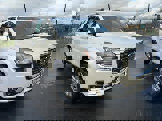 Used 2015 GMC Acadia SLT image 1