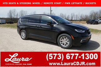 New 2025 Chrysler Pacifica Select image 1