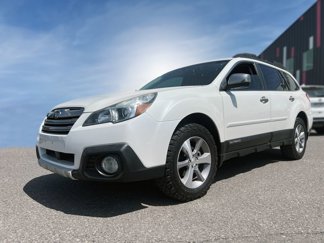 Used 2014 Subaru Outback 2.5i Limited image 1