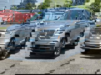 Used 2020 Lincoln Aviator AWD w/ Elements Package image 1