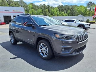 Used 2022 Jeep Cherokee Latitude Lux image 1