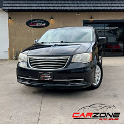 Used 2011 Chrysler Town & Country Touring-L w/ Entertainment Group #2 image 1