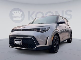 Used 2023 Kia Soul LX w/ LX Technology Package image 1