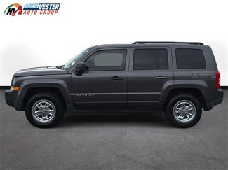 Used 2017 Jeep Patriot Sport w/ Power Value Group image 1