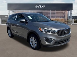 Used 2018 Kia Sorento L image 1