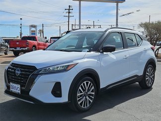Used 2024 Nissan Kicks SR w/ SR Premium Package image 1