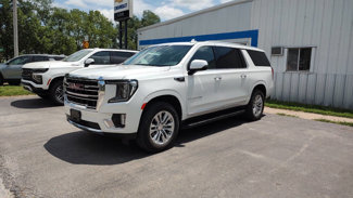 Used 2023 GMC Yukon XL SLT w/ SLT Luxury Package image 1