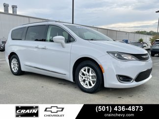Used 2020 Chrysler Pacifica Touring-L image 1