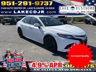 Used 2020 Toyota Camry SE w/ Convenience Package image 1