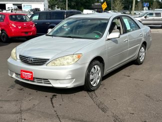 Used 2005 Toyota Camry LE image 1