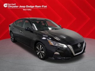 Used 2022 Nissan Altima 2.5 SV image 1