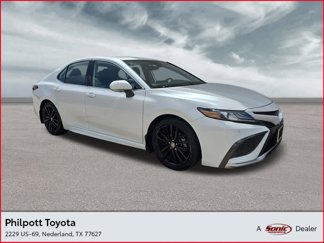 Used 2021 Toyota Camry XSE image 1