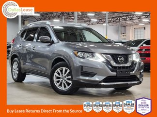 Used 2020 Nissan Rogue SV image 1