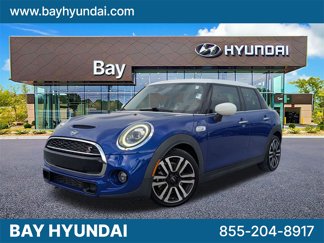 Used 2021 MINI Cooper S w/ 6.5" Touchscreen Package image 1