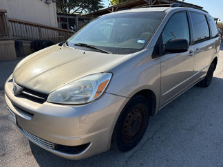 Used 2005 Toyota Sienna LE image 1