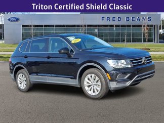 Used 2018 Volkswagen Tiguan SE w/ Panoramic Sunroof Package image 1
