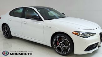 New 2024 Alfa Romeo Giulia Veloce image 1