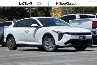 New 2025 Kia K4 LX image 1