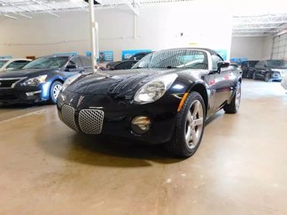 Used 2007 Pontiac Solstice Convertible w/ Premium Package image 1