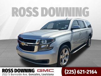 Used 2016 Chevrolet Suburban LT image 1