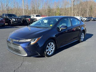 Used 2023 Toyota Corolla LE image 1