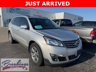 Used 2016 Chevrolet Traverse LT image 1