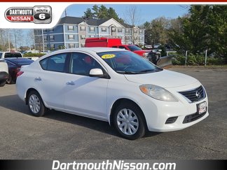 Used 2014 Nissan Versa SV image 1