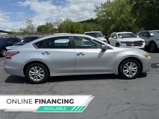 Used 2015 Nissan Altima 2.5 S w/ Sport Value Package image 1