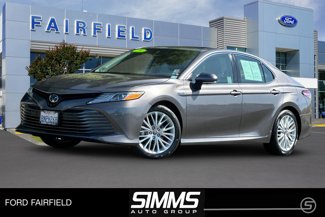 Used 2020 Toyota Camry XLE image 1