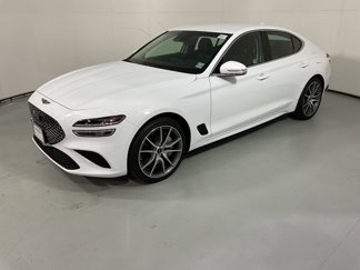 Used 2025 Genesis G70 2.5T image 1