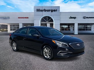 Used 2016 Hyundai Sonata SE image 1