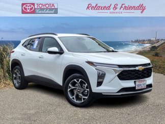 Used 2025 Chevrolet Trax LT w/ Driver Confidence Package image 1