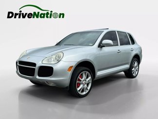 Used 2004 Porsche Cayenne Turbo image 1