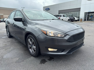 Used 2018 Ford Focus SE w/ SE Appearance Package image 1