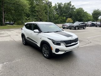 Used 2021 Kia Seltos LX image 1