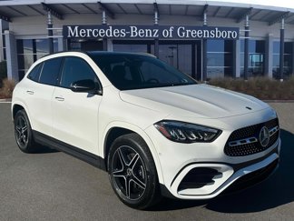 Used 2025 Mercedes-Benz GLA 250 4MATIC image 1
