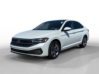 Used 2024 Volkswagen Jetta SE image 1