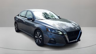 Used 2020 Nissan Altima 2.5 SL image 1