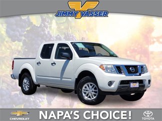 Used 2018 Nissan Frontier SV image 1