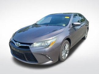 Used 2016 Toyota Camry SE w/ Moonroof Package image 1