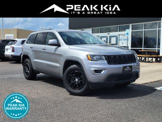 Used 2018 Jeep Grand Cherokee Laredo image 1