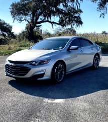 Used 2020 Chevrolet Malibu LT image 1