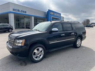 Used 2009 Chevrolet Suburban LTZ image 1