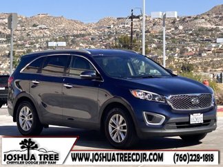 Used 2018 Kia Sorento LX image 1