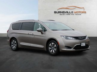 Used 2018 Chrysler Pacifica Limited w/ Advanced Safetytec Group image 1