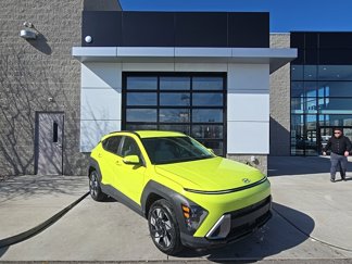 Used 2024 Hyundai Kona SEL image 1