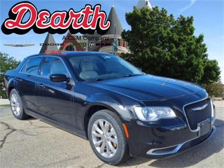 Used 2022 Chrysler 300 Touring image 1